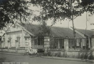 Go-Cong-thap-nien-1920-13.jpg