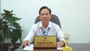 Giản Bá Huỳnh.jpg
