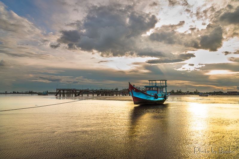 Tập tin:Bombo-home 9149128161 Gò Công.jpg