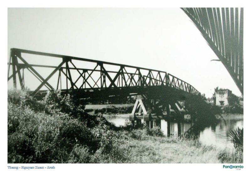 Tập tin:Cau-go-cong-bridge-ngay-truoc-tr.jpg